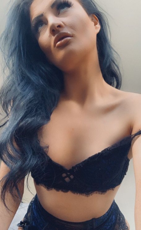 Evie 9