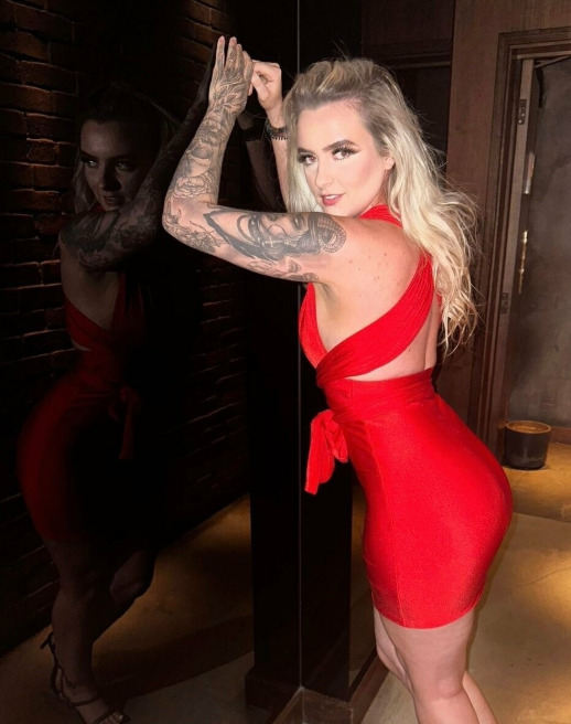 Lacey 4