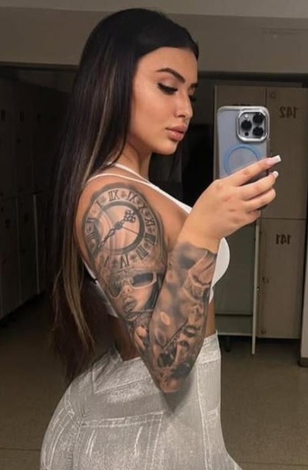 Julia 2