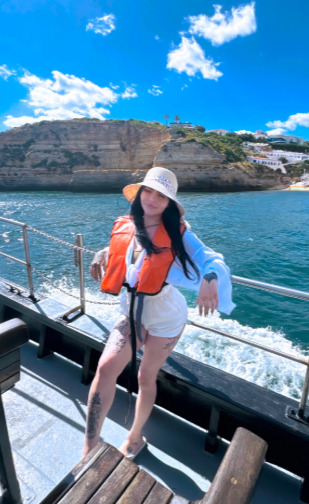 Sabrina 9