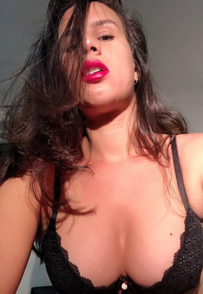 Gabriella Goulart 7