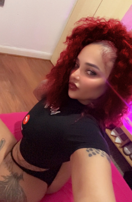 Monique 2