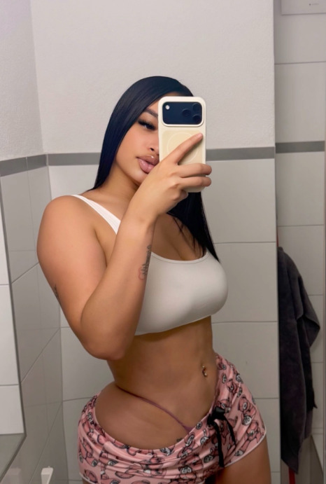 Amora 5