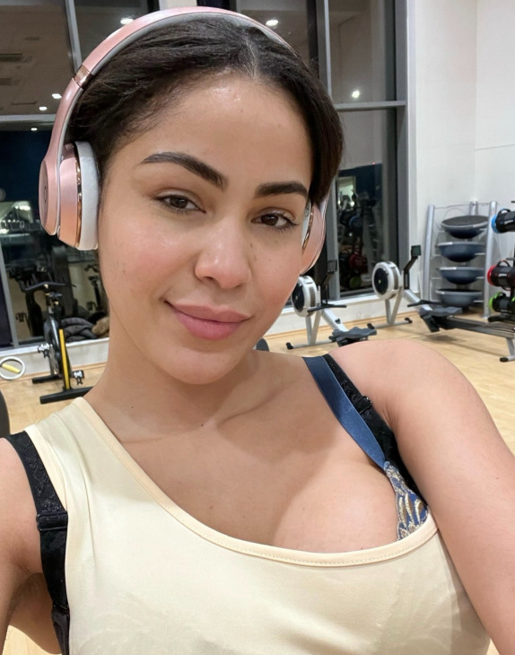 Lina 9
