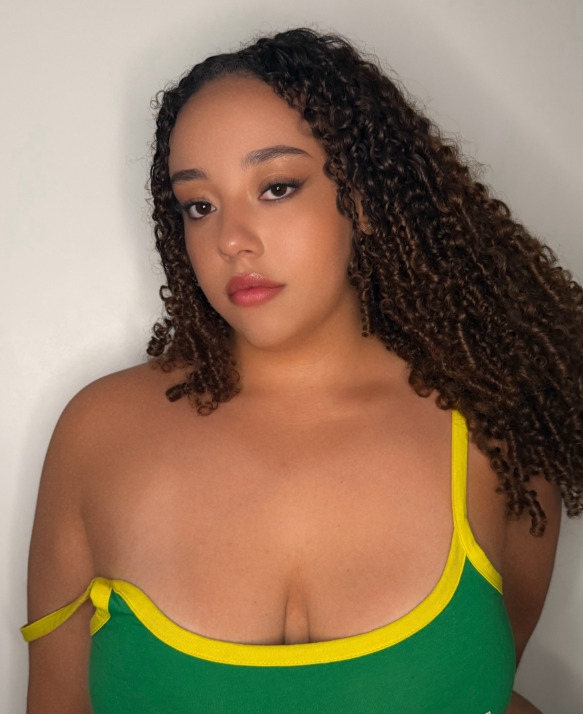 Larissa 1