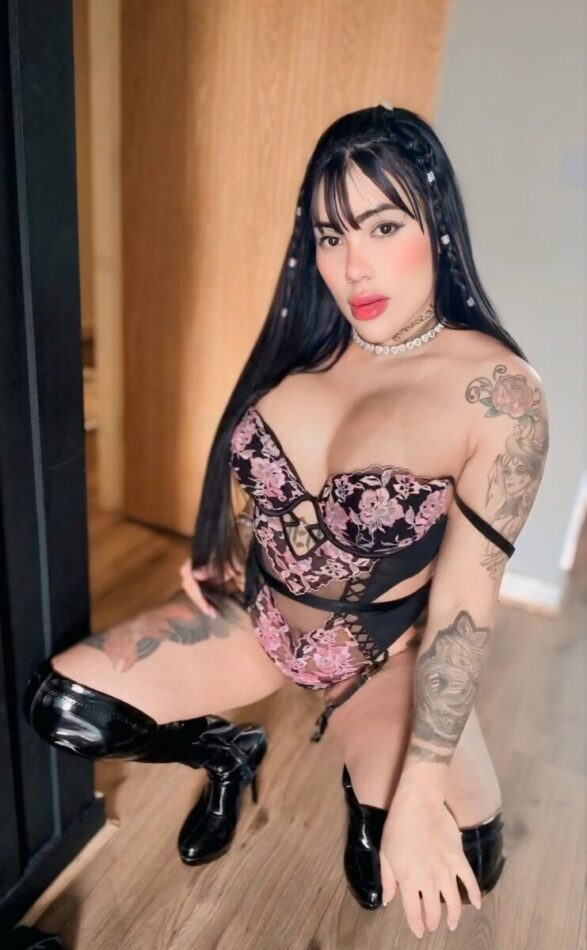 Aghata 8