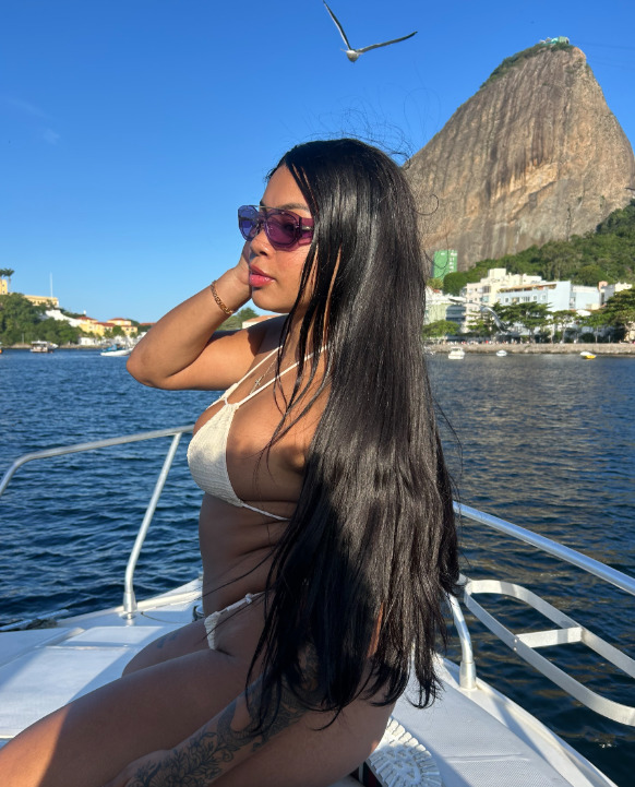 Agatha 24